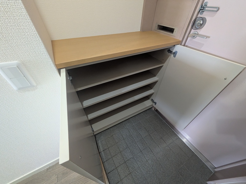 シューズボックス