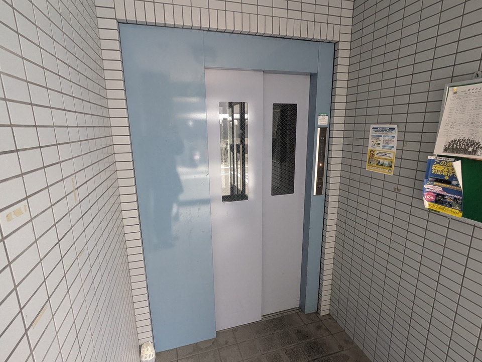 エレベーター
