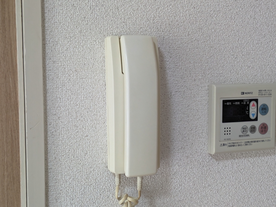 インターホン