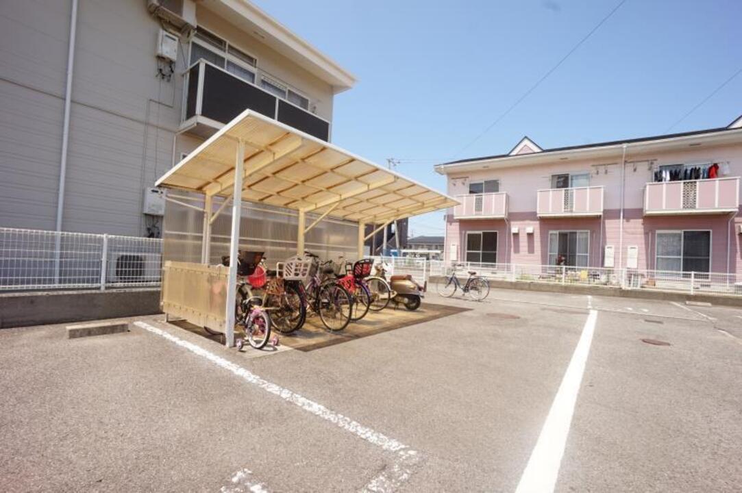 駐輪場