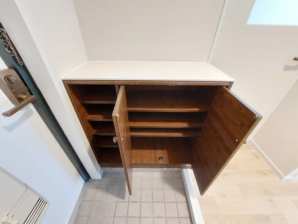 シューズボックス