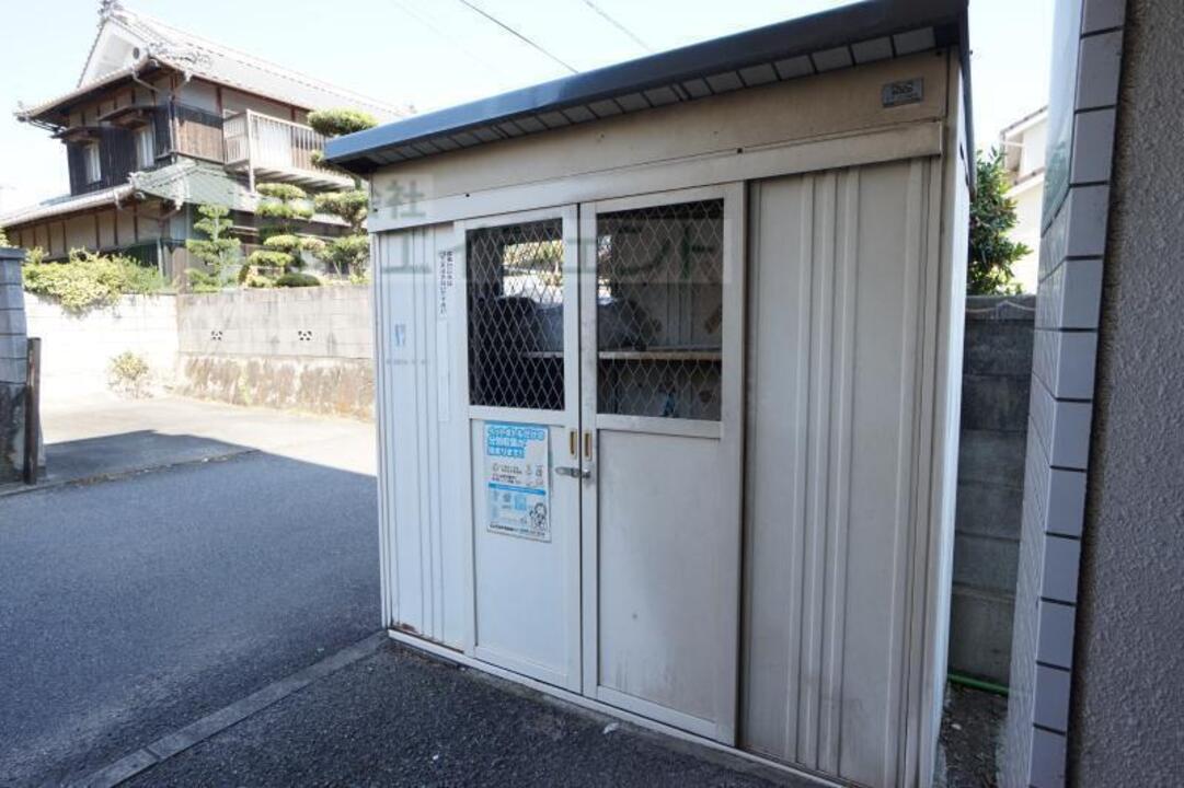 ゴミステーション