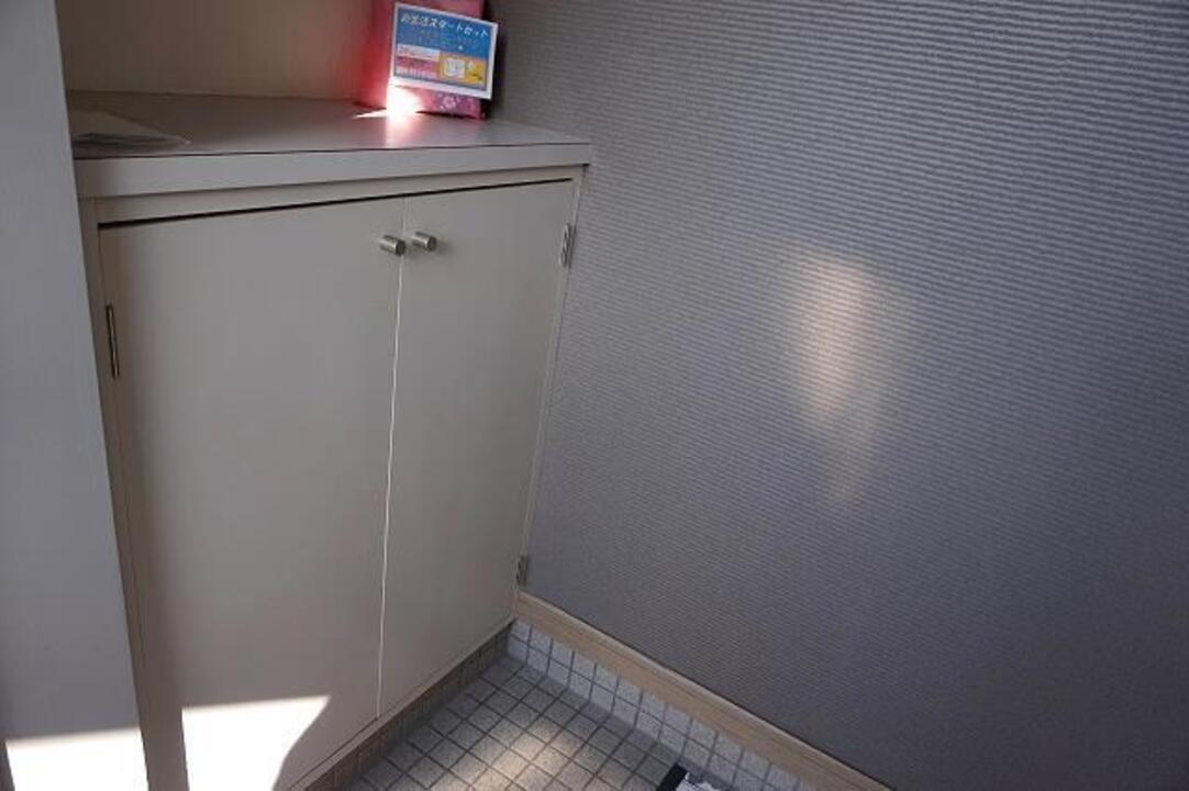 シューズボックス