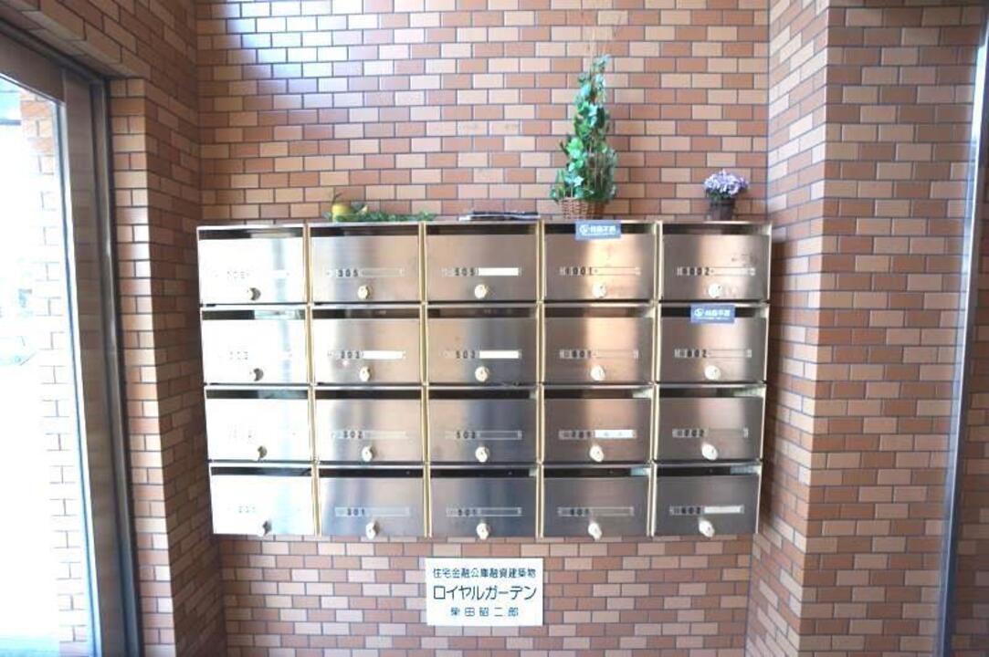 ポスト