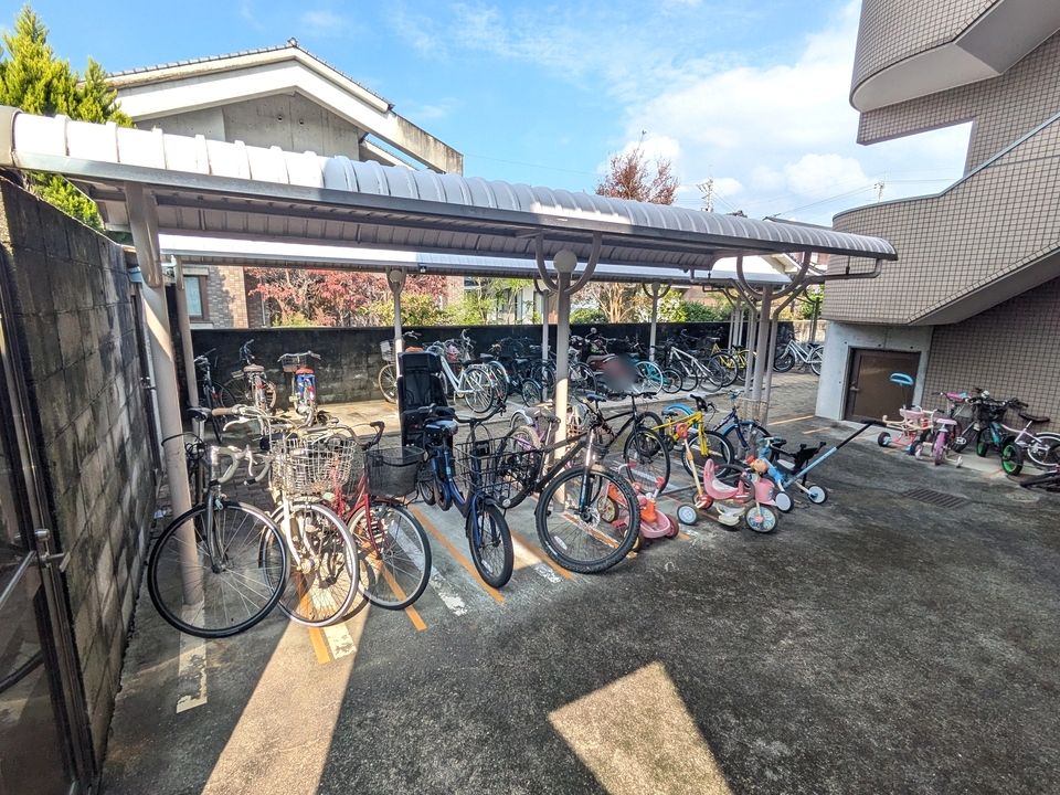 駐輪場