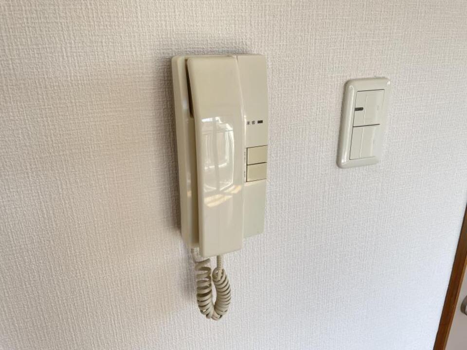インターホン