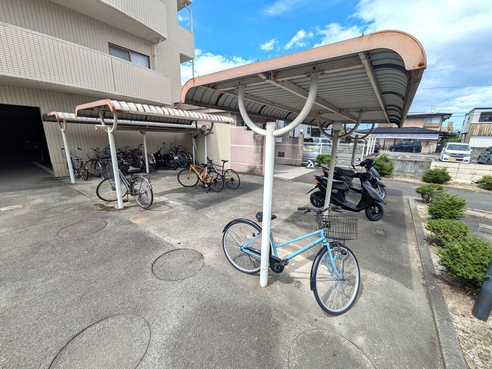 駐輪場
