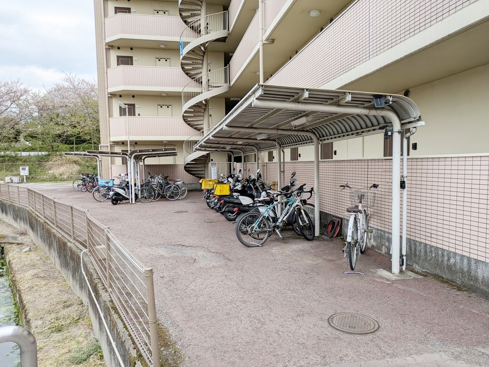駐輪場