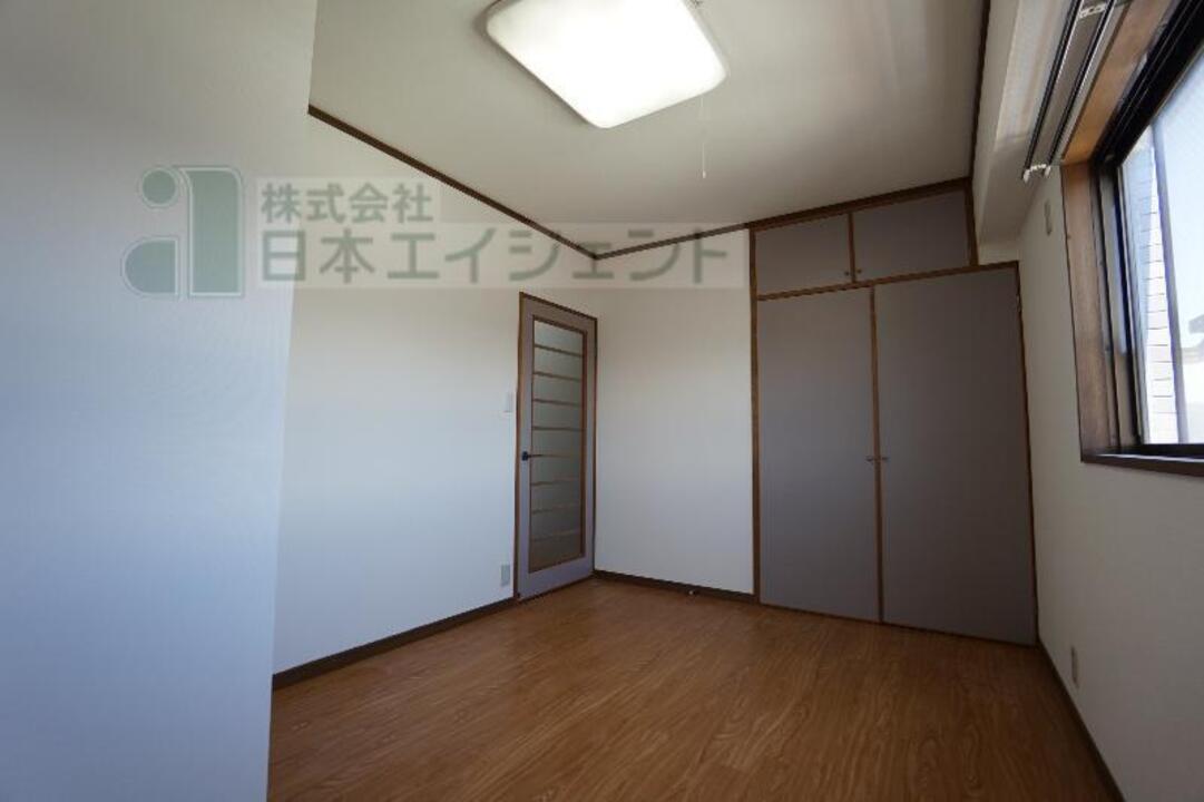 洋室
