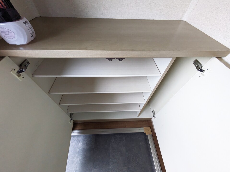 シューズボックス