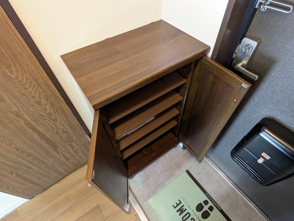 シューズボックス