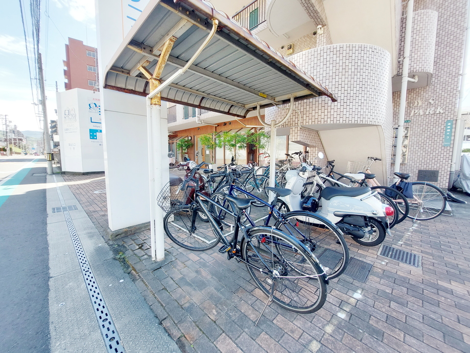 駐輪場
