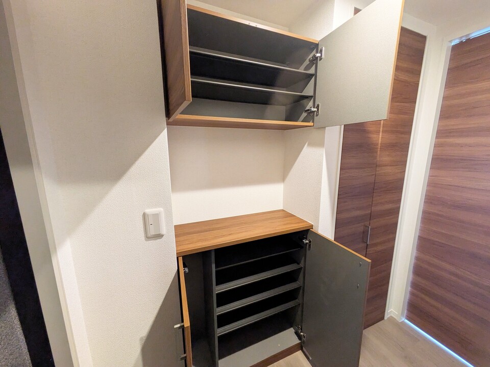 シューズボックス