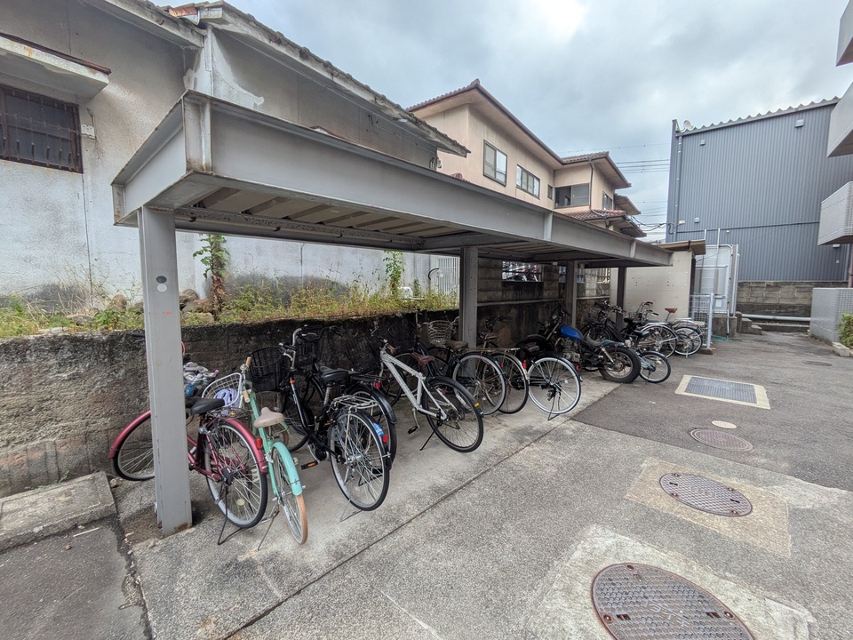 駐輪場