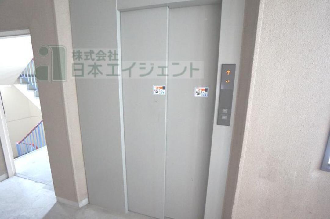 エレベーター