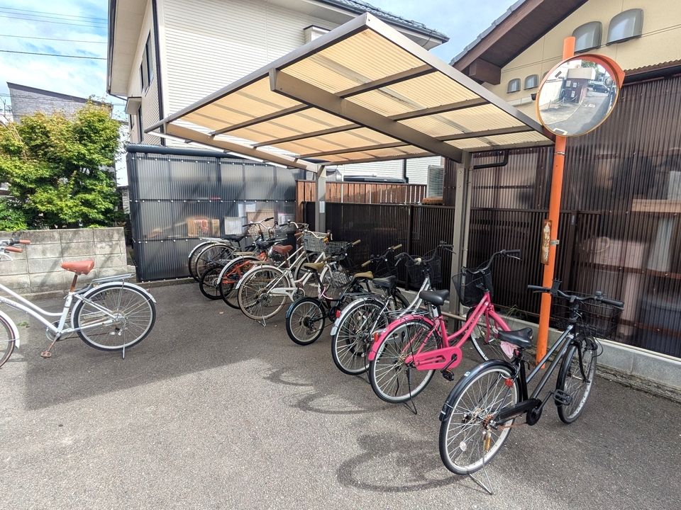 駐輪場