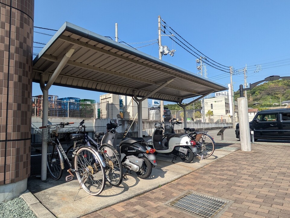駐輪場