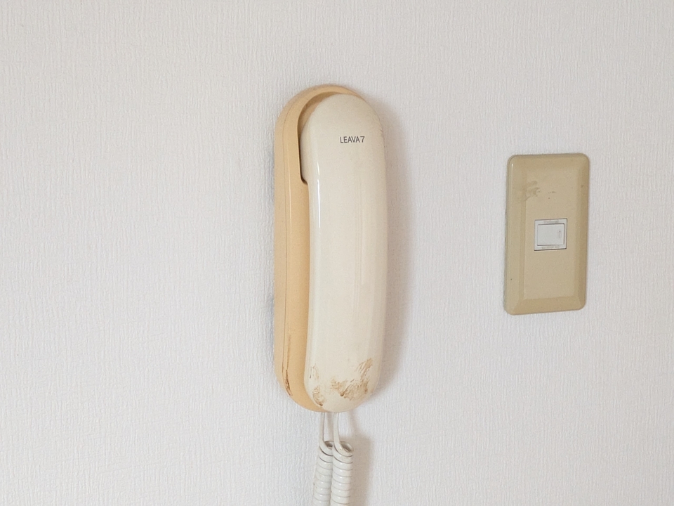 インターホン