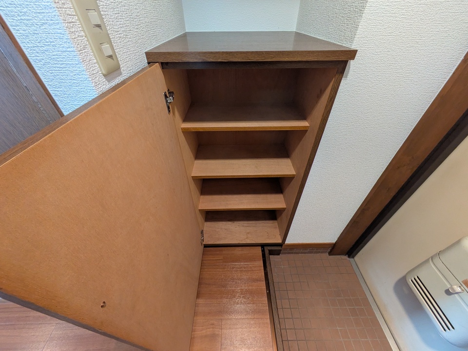 シューズボックス