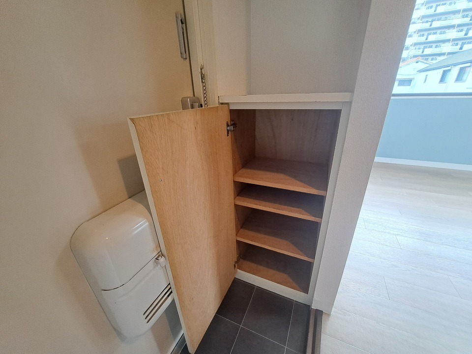 シューズボックス