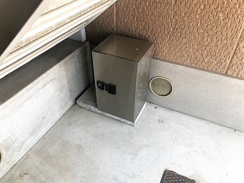 宅配ボックス