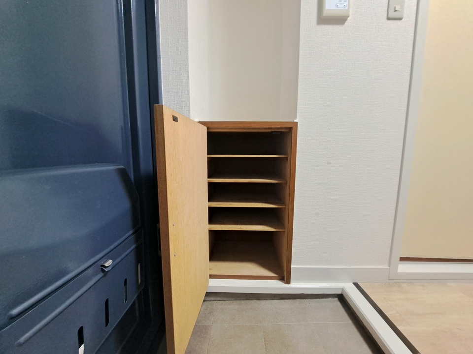 シューズボックス