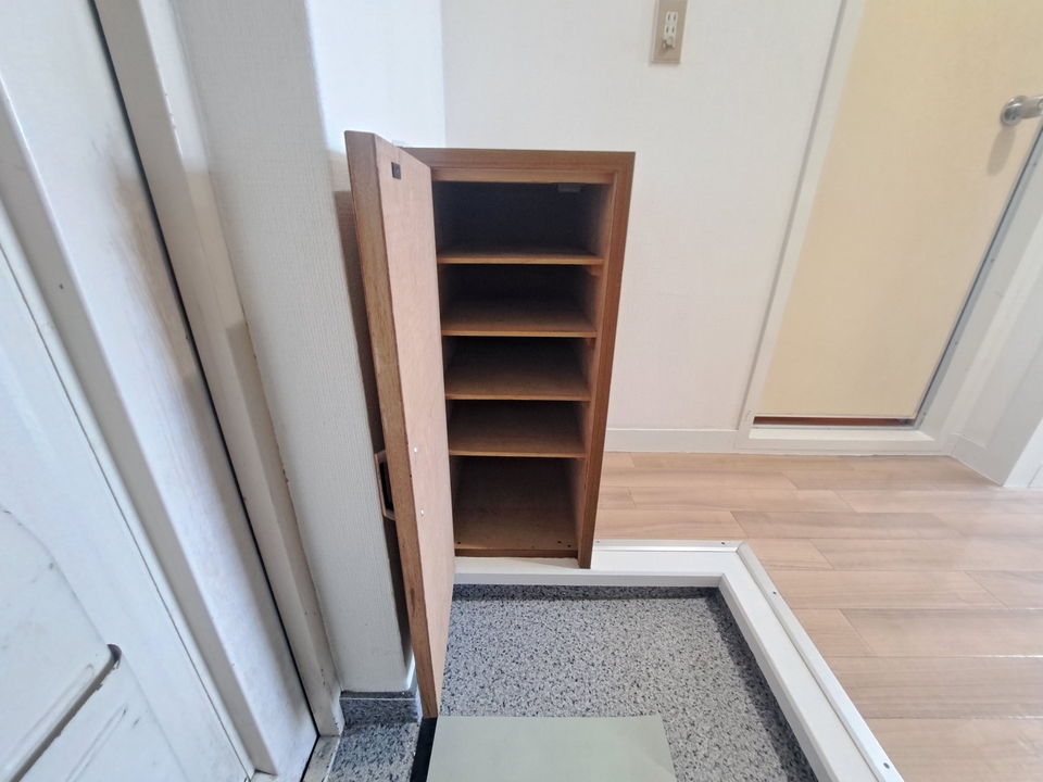 シューズボックス