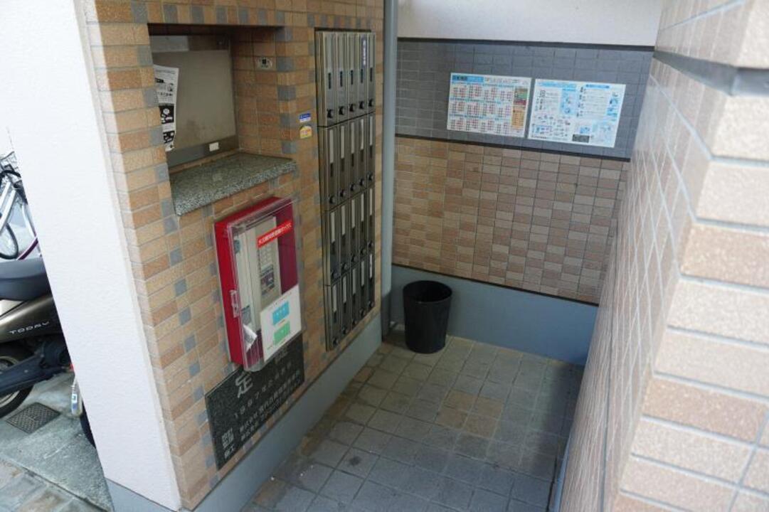 ポスト