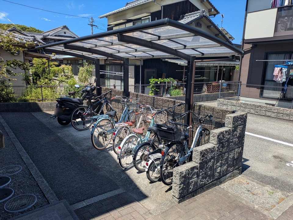 駐輪場