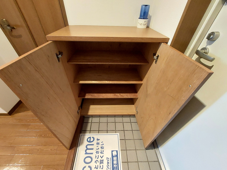 シューズボックス