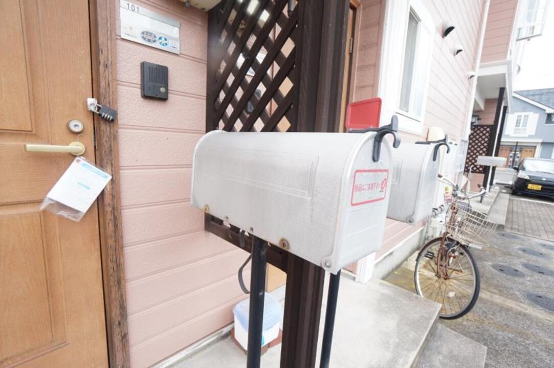 ポスト