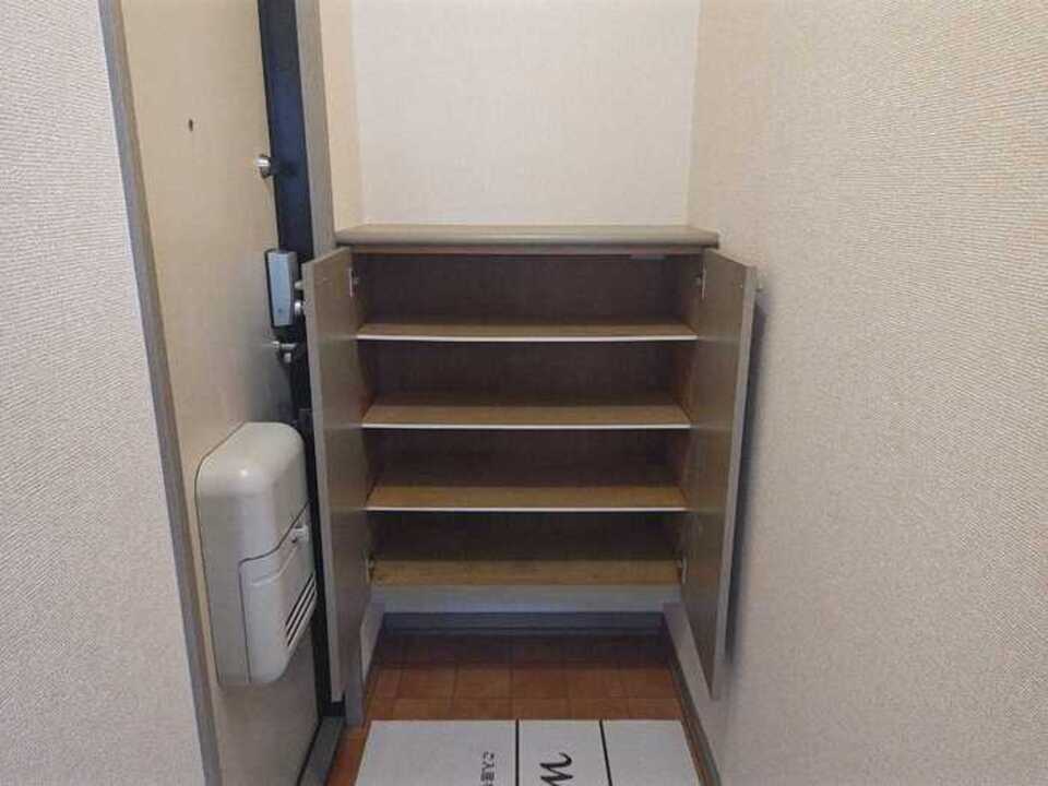 シューズボックス