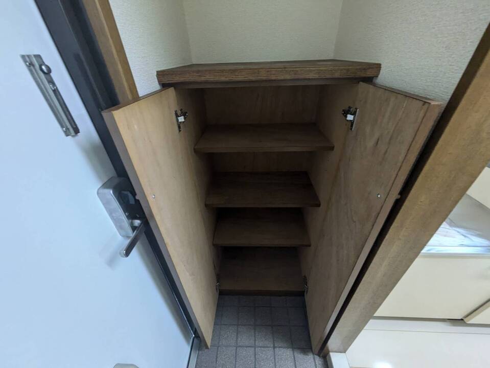 シューズボックス