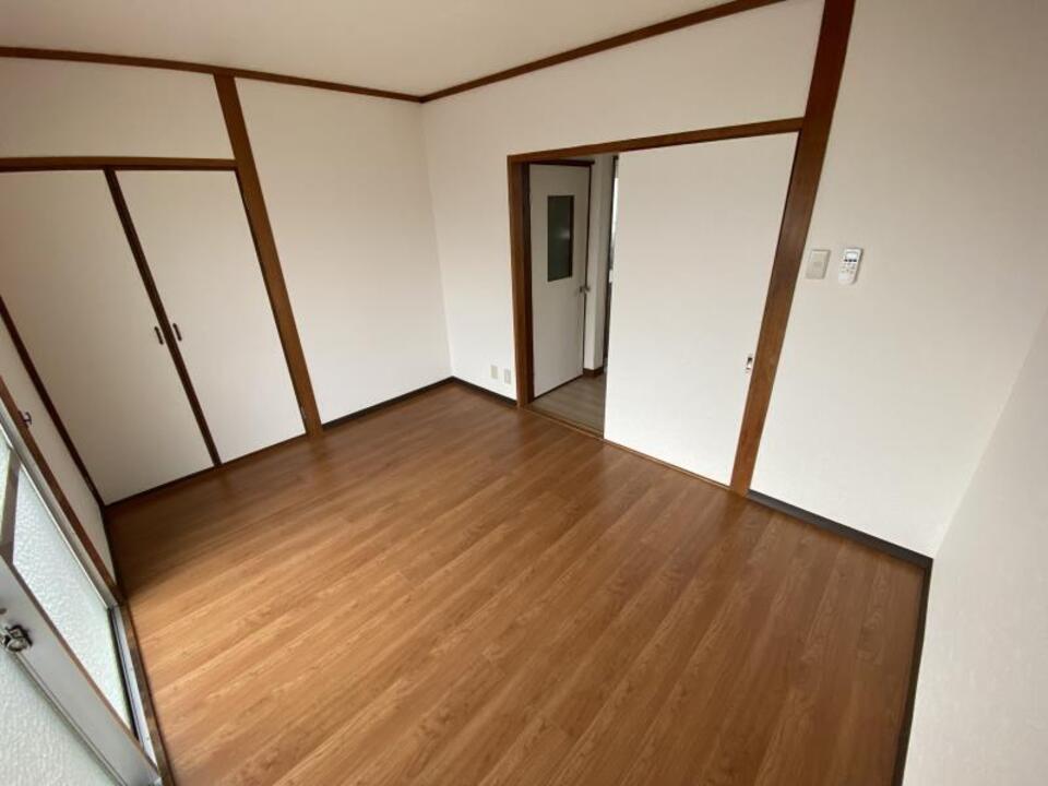 洋室