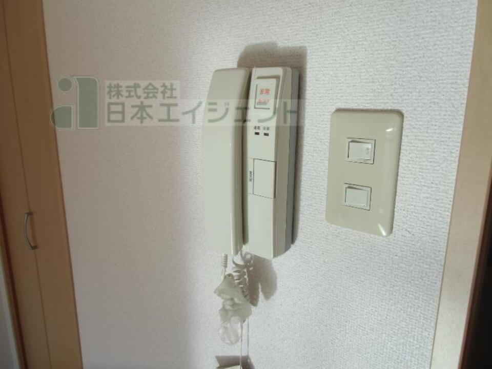 インターホン
