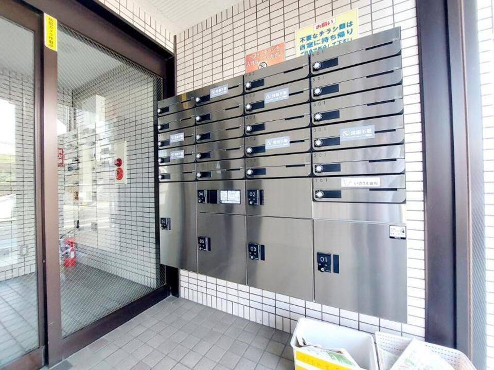 宅配ボックス