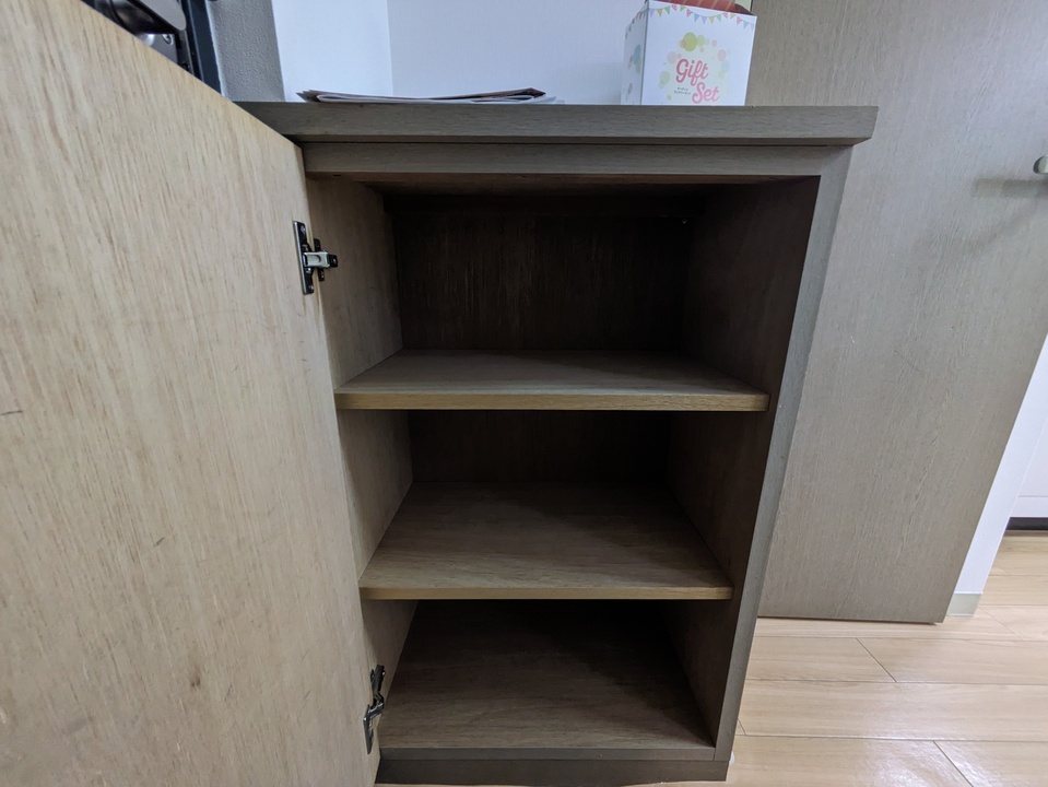 シューズボックス