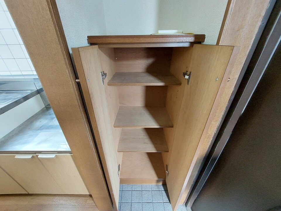 シューズボックス