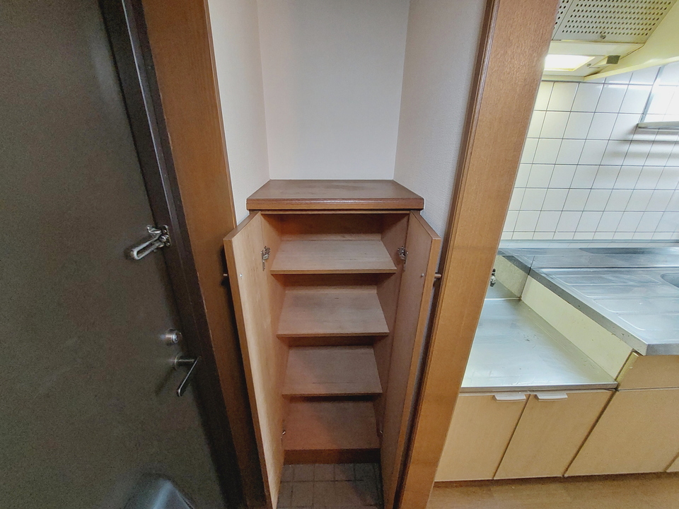 シューズボックス