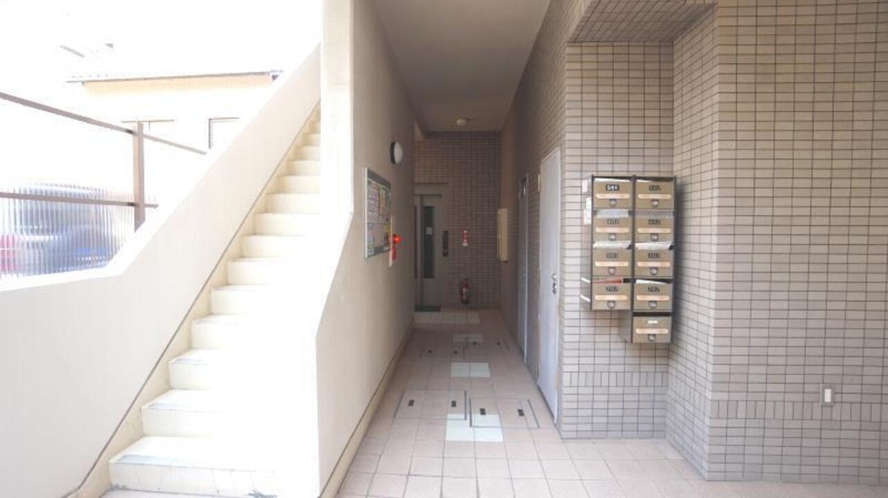 ポスト