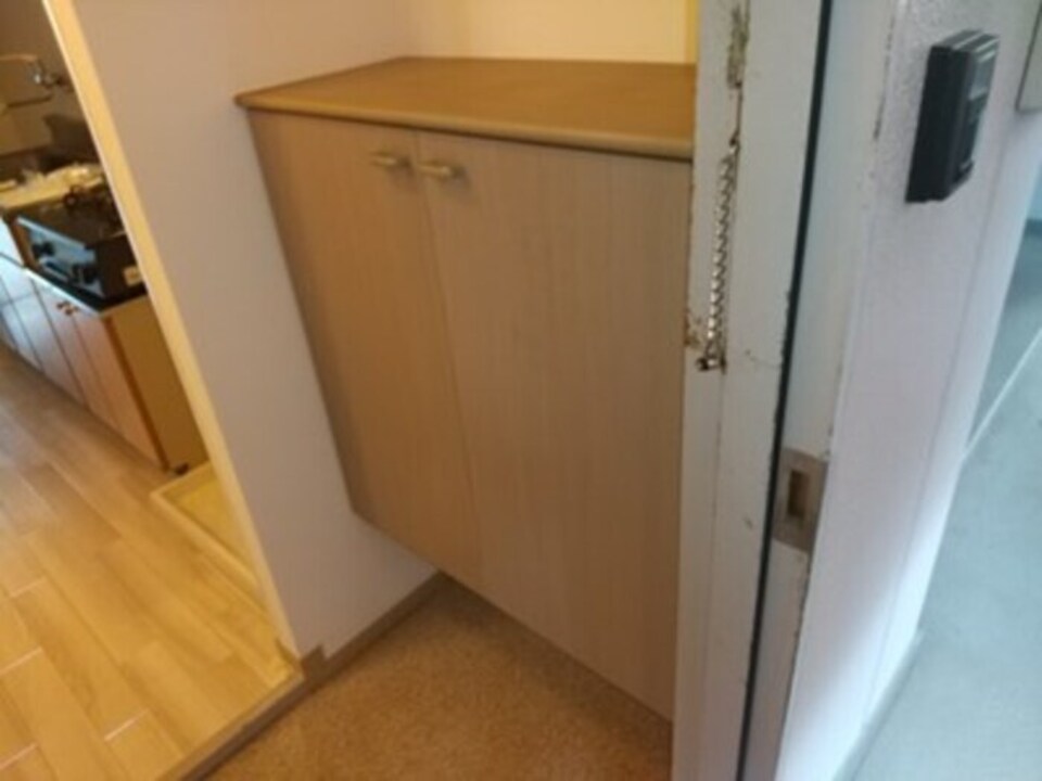 シューズボックス