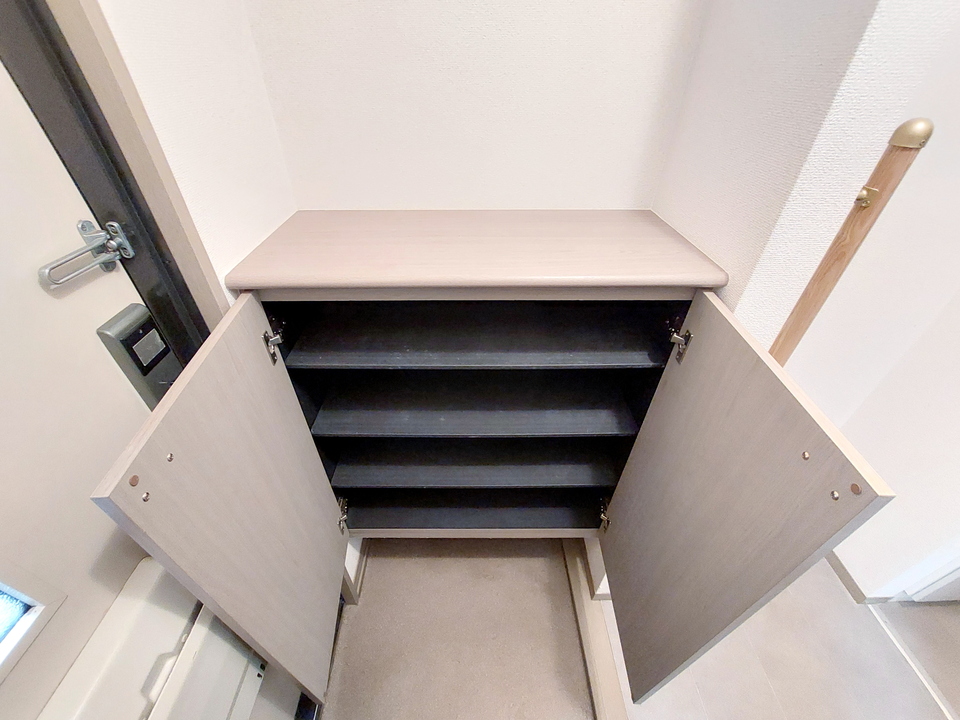 シューズボックス