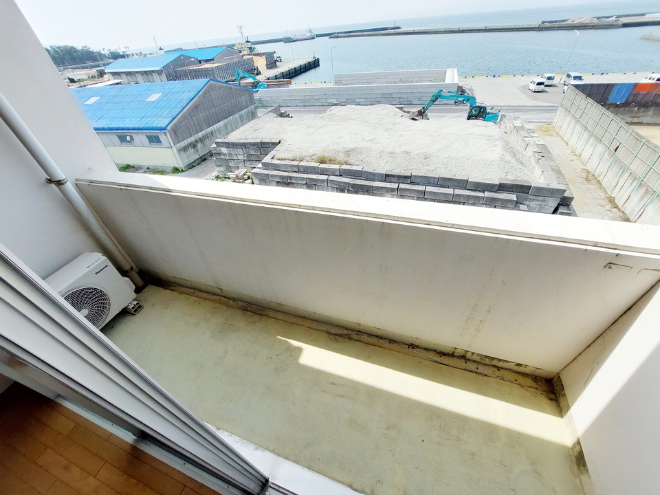 バルコニー 南側