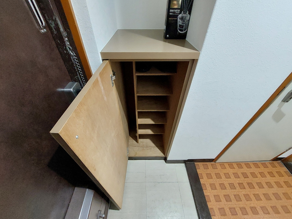 シューズボックス