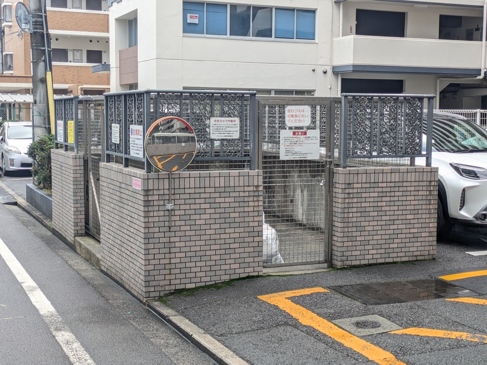 ゴミステーション