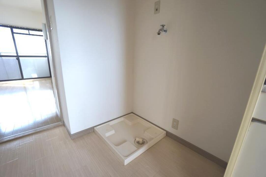 洗濯機置場