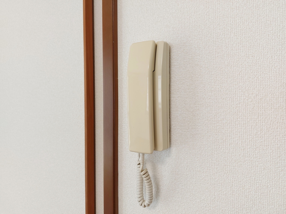 インターホン