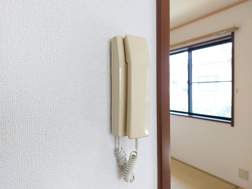 インターホン