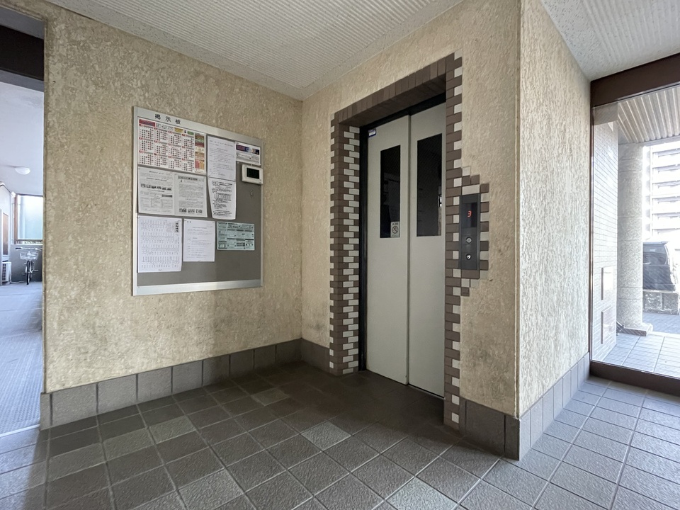 エレベーター