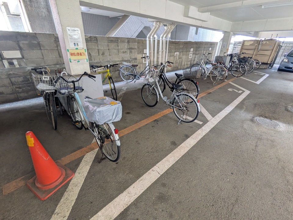 駐輪場